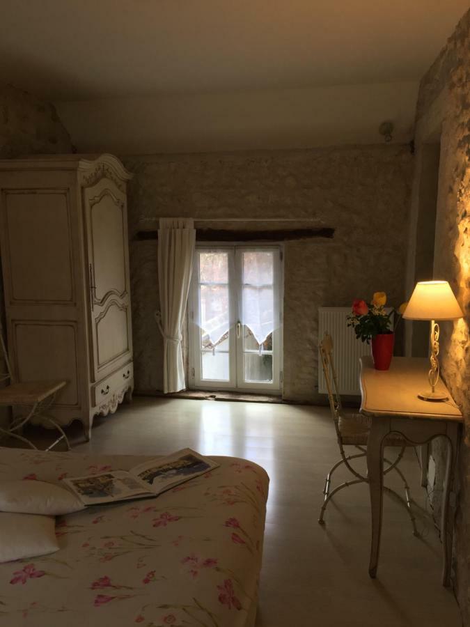 Le Clos Tilia Bed & Breakfast Clery-Saint-Andre Exterior photo