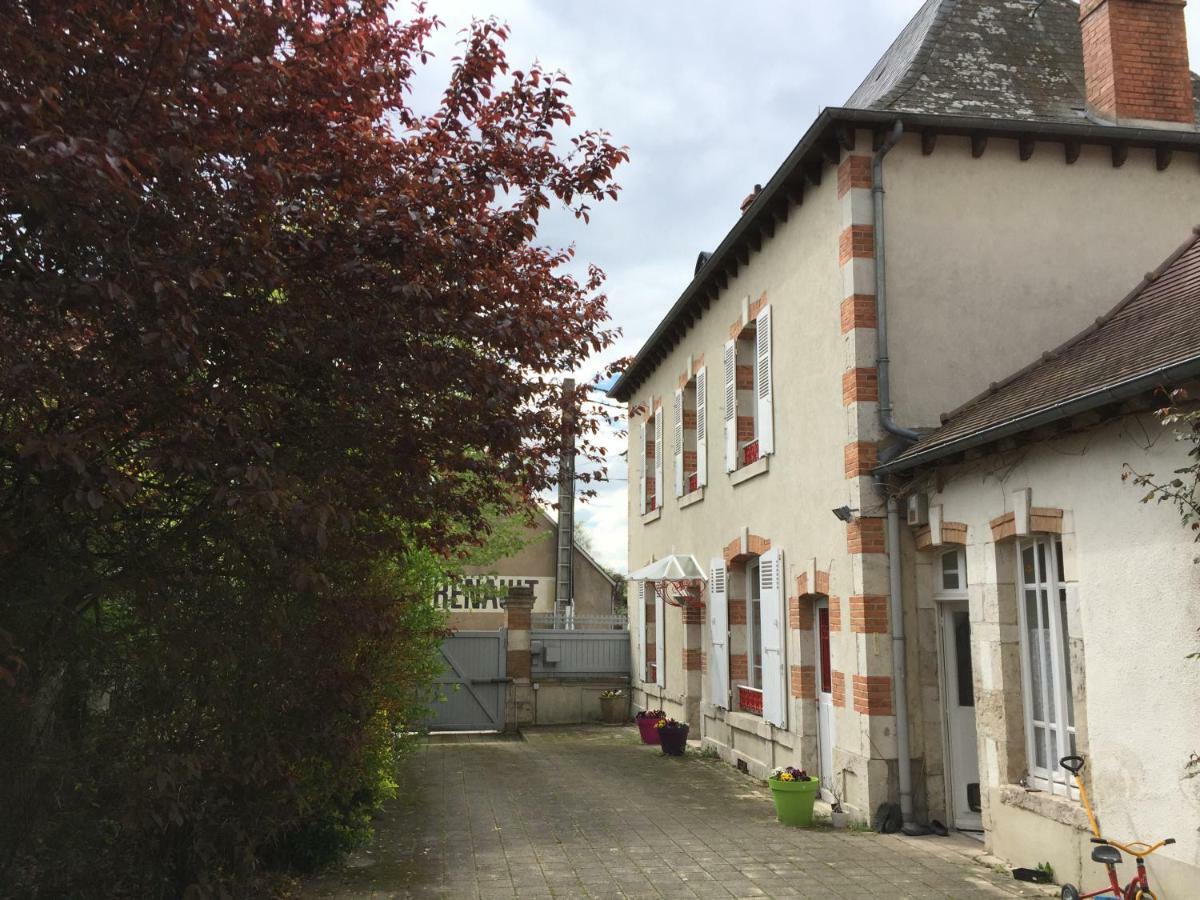 Le Clos Tilia Bed & Breakfast Clery-Saint-Andre Exterior photo